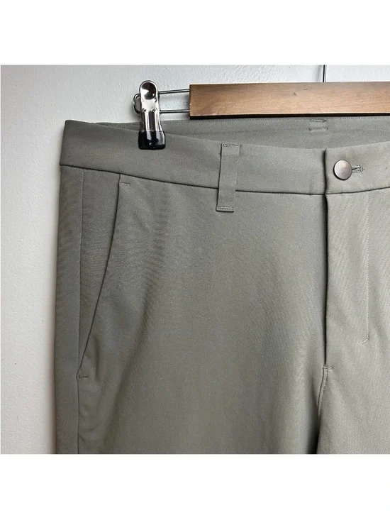 Lululemon Men's Size 34x31 Commission Pant Slim Gray Warpstreme M5975S - Picture 2 of 16